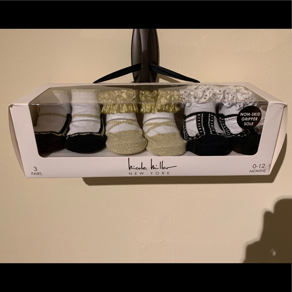 Nicole Miller Baby Socks